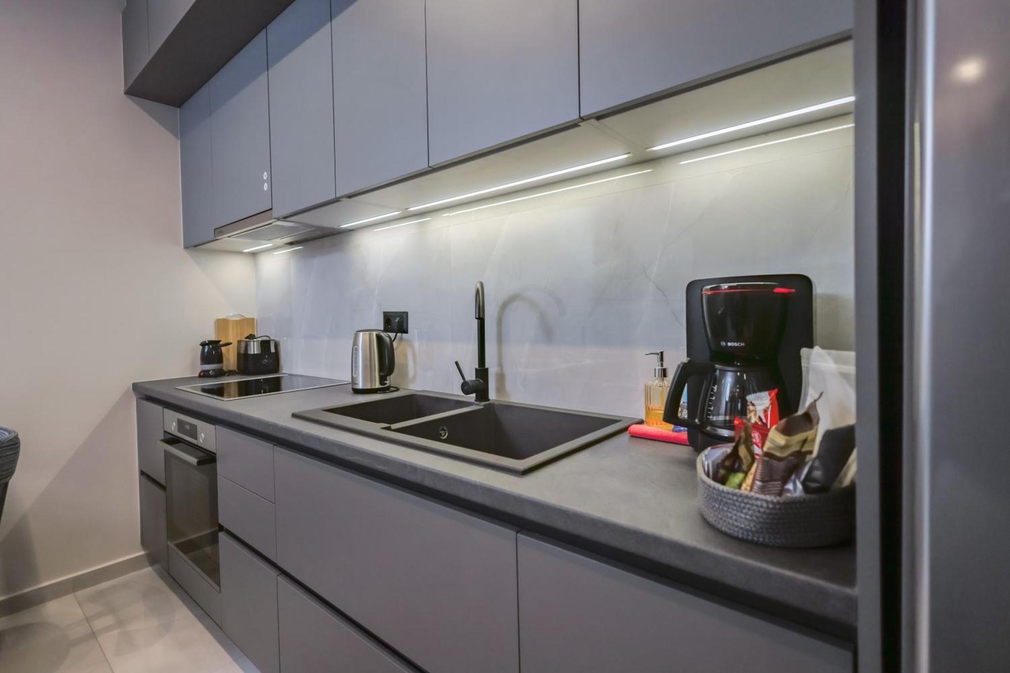 Urban Apartments Хиос Екстериор снимка